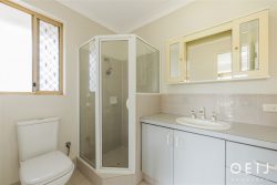 16 Sunshine Pl Bibra Lake WA 6163, Australia
