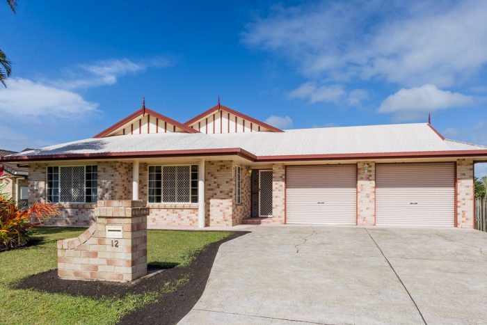 12 Percy Ct Glenella QLD 4740, Australia