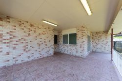 12 Percy Ct Glenella QLD 4740, Australia