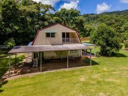 54/227 Buchanan Creek Rd Cow Bay QLD 4873, Australia