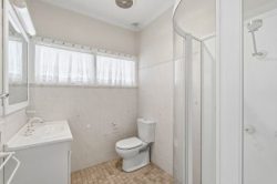39 Robin Cres Woy Woy NSW 2256, Australia