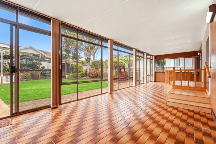 39 Robin Cres Woy Woy NSW 2256, Australia