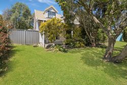 17 Steven St Waterford Park VIC 3658, Australia