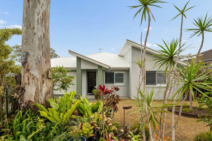 61 Cowie Rd Carseldine QLD 4034, Australia
