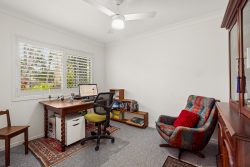 61 Cowie Rd Carseldine QLD 4034, Australia