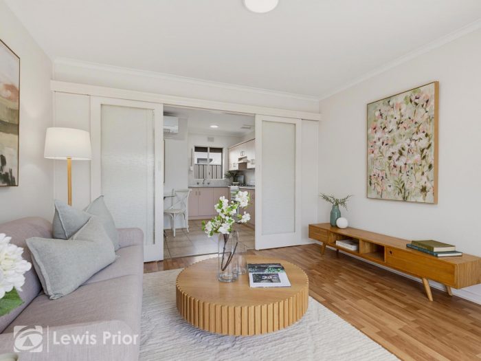 Unit 2/2 Sunnyside Grove Semaphore Park SA 5019, Australia