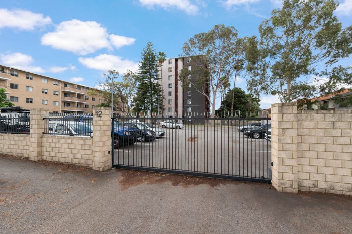 26/12 Tenth Ave Avenue Grove Maylands WA 6051, Australia