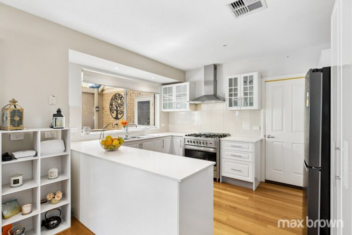 11A Blackfriars Ln Chirnside Park VIC 3116 Australia