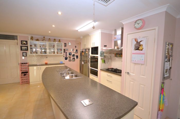 7 Teesdale Way Baldivis WA 6171, Australia