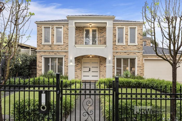 2 Tiernan St Glen Waverley VIC 3150, Australia