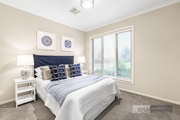 2 Tiernan St Glen Waverley VIC 3150, Australia