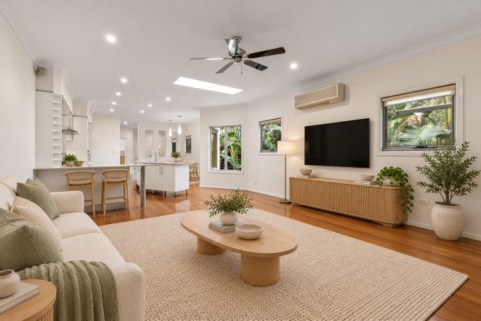 1/52 Tweed St Coolangatta QLD 4225, Australia