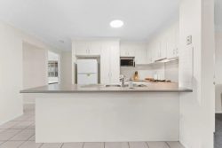 17 Wagner Rd Murrumba Downs QLD 4503, Australia