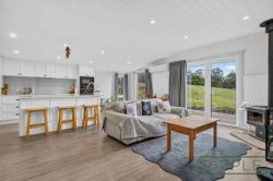 6 Waldie Dr Lower Snug TAS 7054, Australia