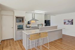 60 Cherry Hills Circle Dunsborough WA 6281, Australia